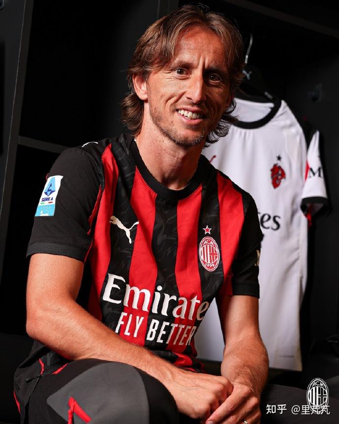 德拉富恩特：若十年后没伤病，亚马尔能够比肩C罗、马拉多纳