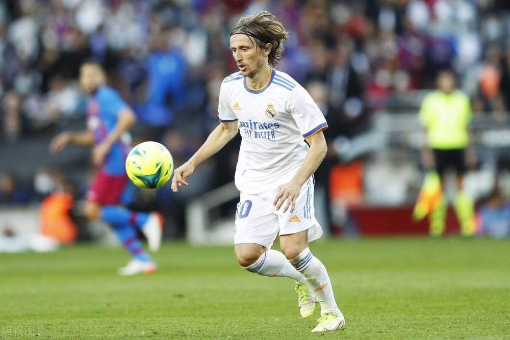 德天空：伊萨克再次表示只想加盟利物浦，近日还拒绝了曼联